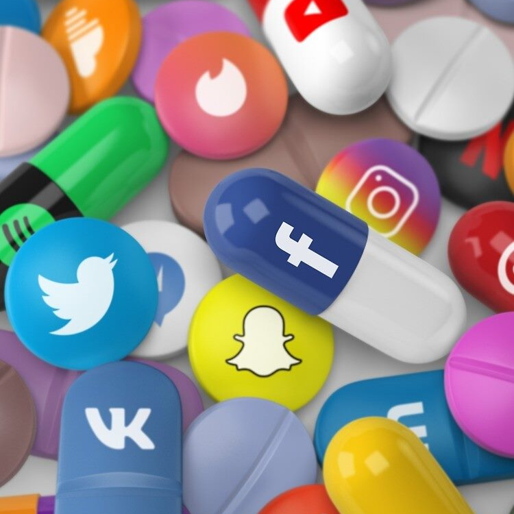 Leveraging the Power of Social Media in the Pharmaceutical Industry's Digital Marketing Strategy